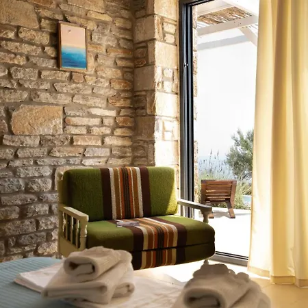 Astri Grekadela Ii Couette-café Astris